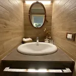 White Pearl - Luxury